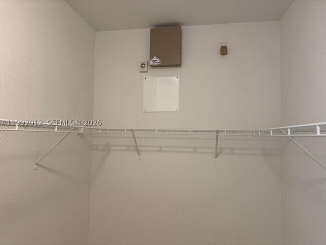 Foto del edificio - 14733 SW 11th St