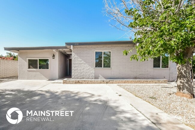 Building Photo - 1735 E Warren Pl