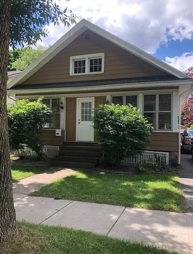 Primary Photo - 61 Nottingham Rd