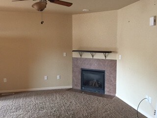 Foto del edificio - 1425 S Fairdale Ave