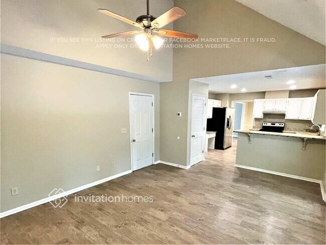 Foto del edificio - 220 Pine Bridge Trail