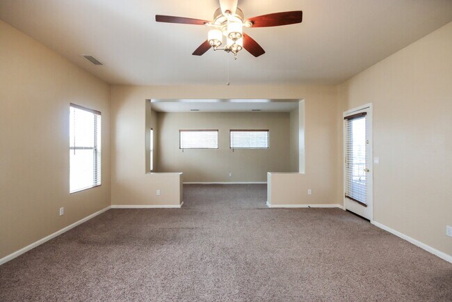 Building Photo - 2075 S Illinois Pl
