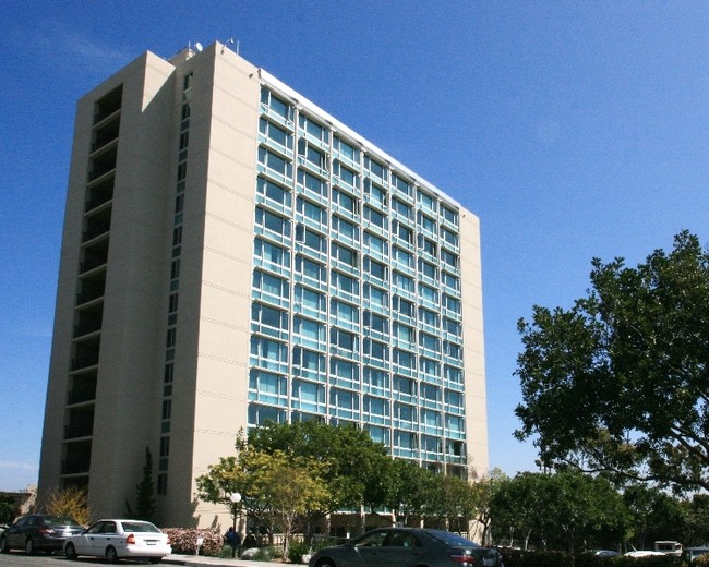 Primary Photo - Sorrento Tower