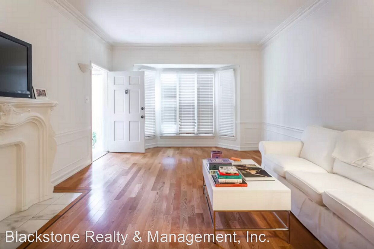 Primary Photo - 1400-1406 N Laurel Ave