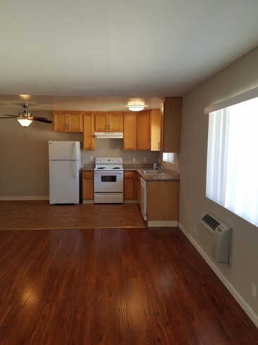 Building Photo - 2087 Sahara Way Apartments