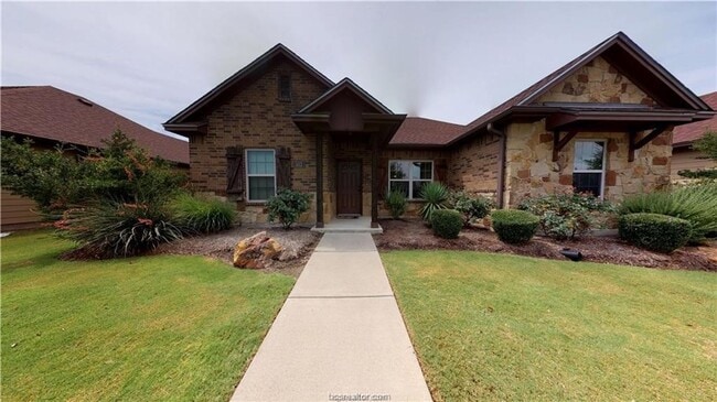 Photo - 412 Deacon Dr House