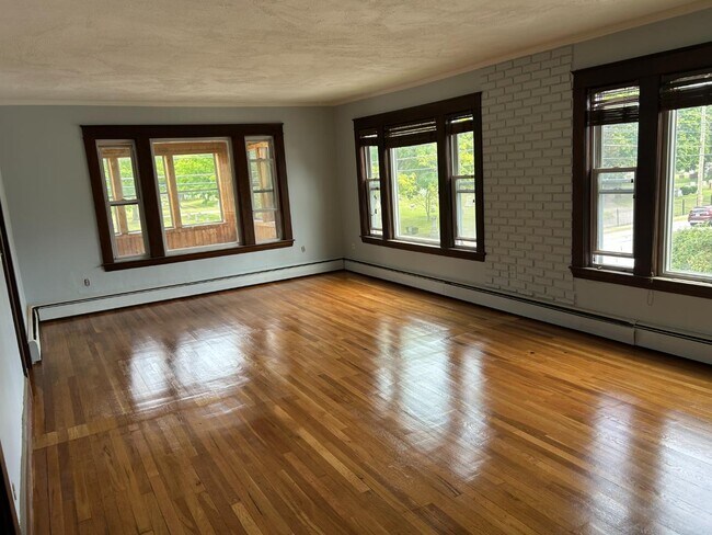 Foto del edificio - 130 Kinsley St