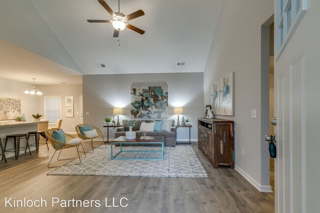 Foto del edificio - 3 br, 2 bath House - 745 W. Coker Way Lot ...