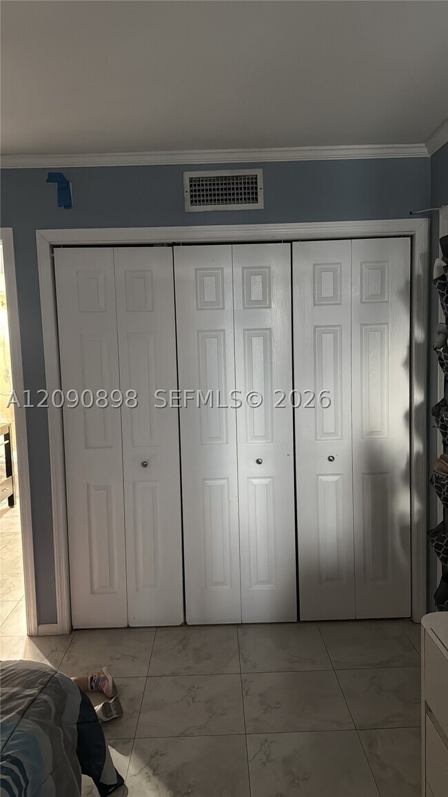 Foto del edificio - 16751 NE 9th Ave
