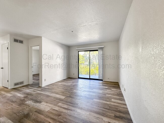 Photo - 3648 Grand Ave Townhome