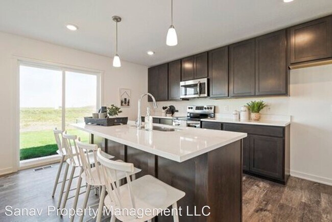 Foto del edificio - 3 br, 3 bath House - 1275 NW Yorktown Driv...