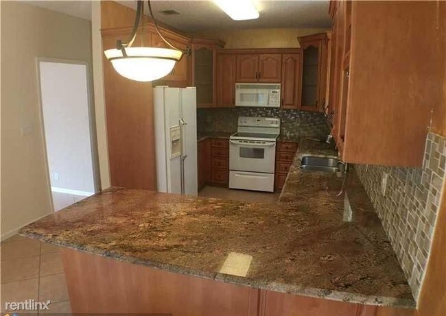 Foto del edificio - 11412 NW 48th Ct