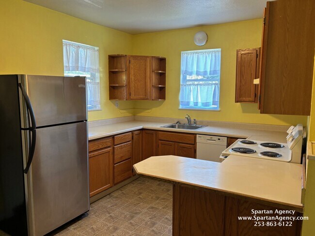 Building Photo - 11320 Jovita Blvd E