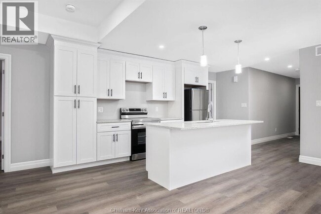 Building Photo - 102 Kerr Ave