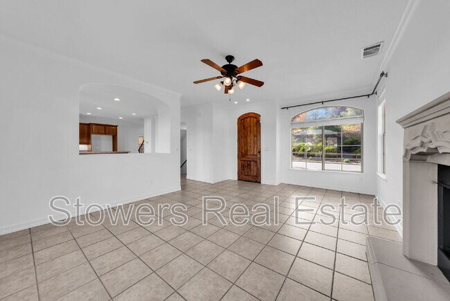 Foto del edificio - 6044 Claret Ct