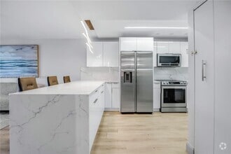 Building Photo - 3285 Foxcroft Rd