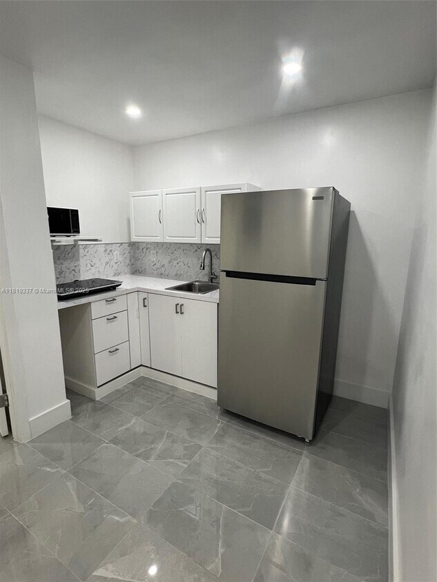 Foto principal - 545 NW 20th St