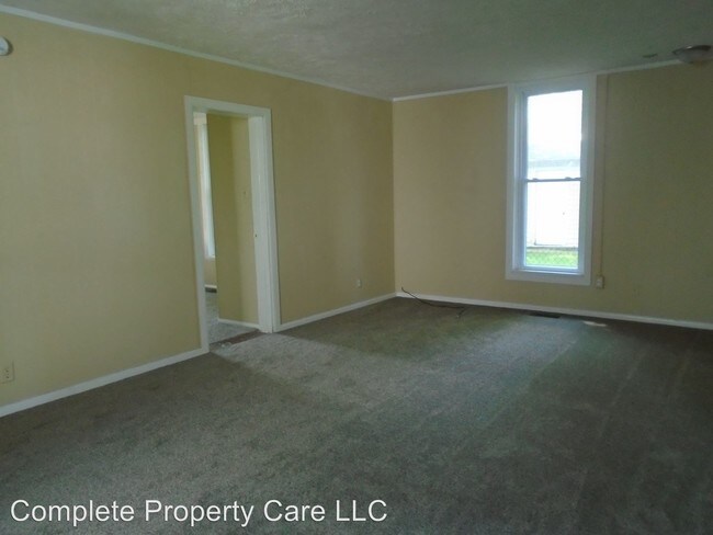 Building Photo - 1710 S Gharkey St