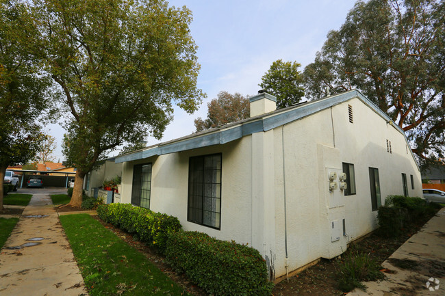 Building Photo - Blue Ridge