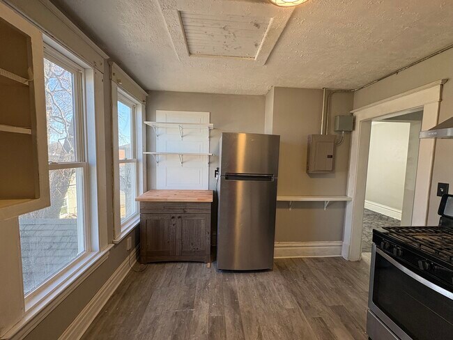 Foto del edificio - 714 S 1st Ave