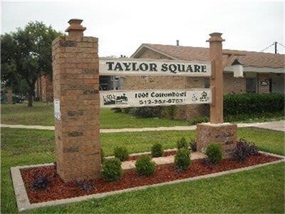 Building Photo - 1005 Cottonbowl Dr