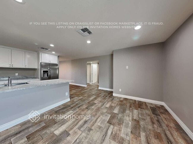 Foto del edificio - 1335 E Hermosa Dr