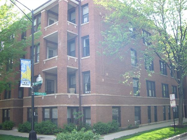Foto del edificio - 1024 N Oakley Blvd