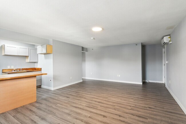 Building Photo - fjb1937