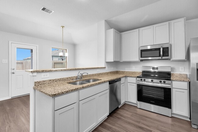 Building Photo - 1216 Haverford Ln