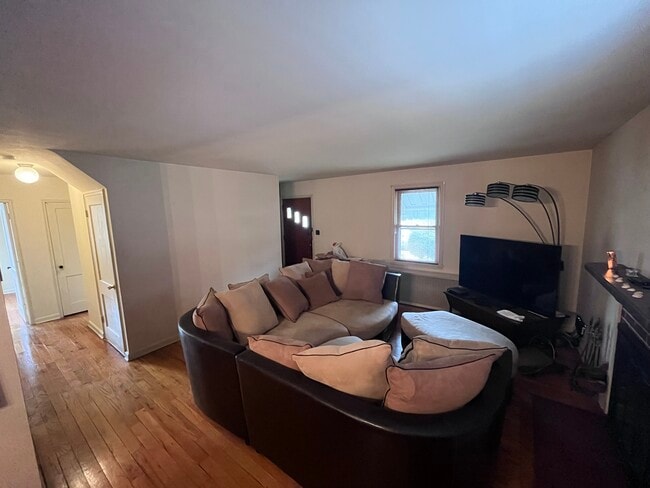 Photo - 5014 S Chesterfield Rd House