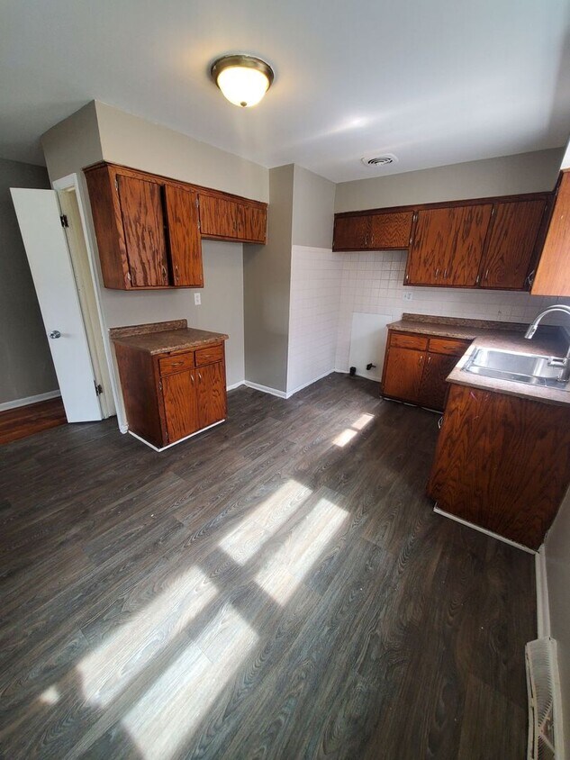 Primary Photo - 5822-5824 N 93rd St. (Duplex)