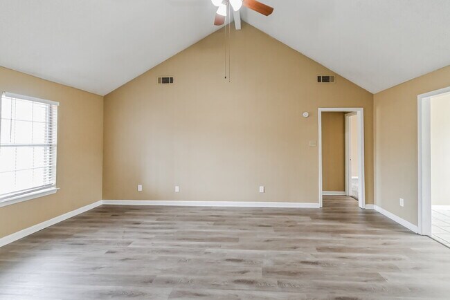 Foto del edificio - 2570 Appling Glen Dr