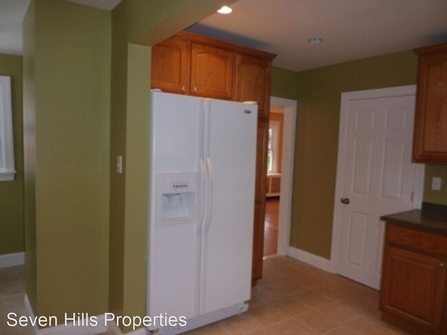 Building Photo - 3 br, 1.5 bath House - 149 4th Ave