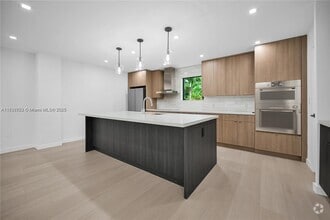 Building Photo - 8324 SW 168th Terrace