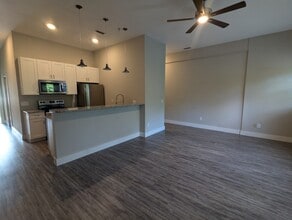 Building Photo - High Country Square Apartments