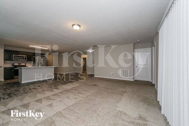 Building Photo - 3019 Firethorn Ave