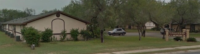 Foto del edificio - 611 S Leo Ave