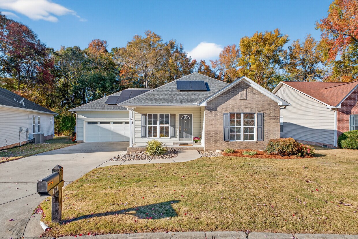 Foto principal - 104 Ivey Mountain Cv