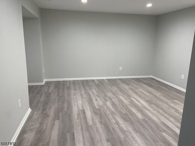 Building Photo - 511 Dunn Cir