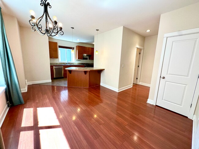 Photo - Spacious 3bed/3.5bath Townhome in West Sea...