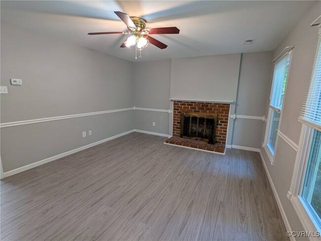 Building Photo - 10624 Sarata Ln