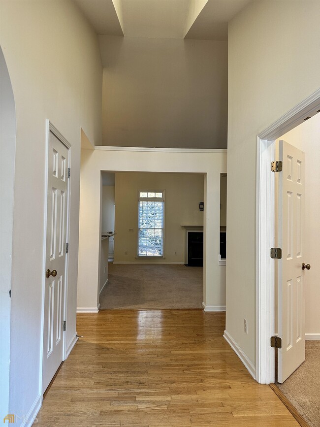 Building Photo - 8595 River Walk Landing
