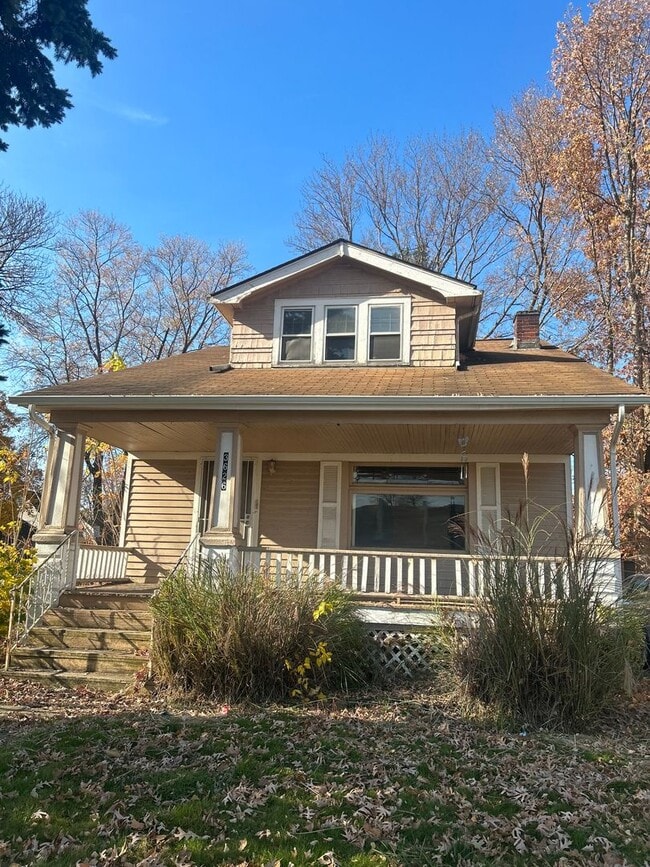 Building Photo - 3626 E 65th St