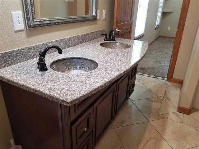 Foto del edificio - 860 Reynolds Ln
