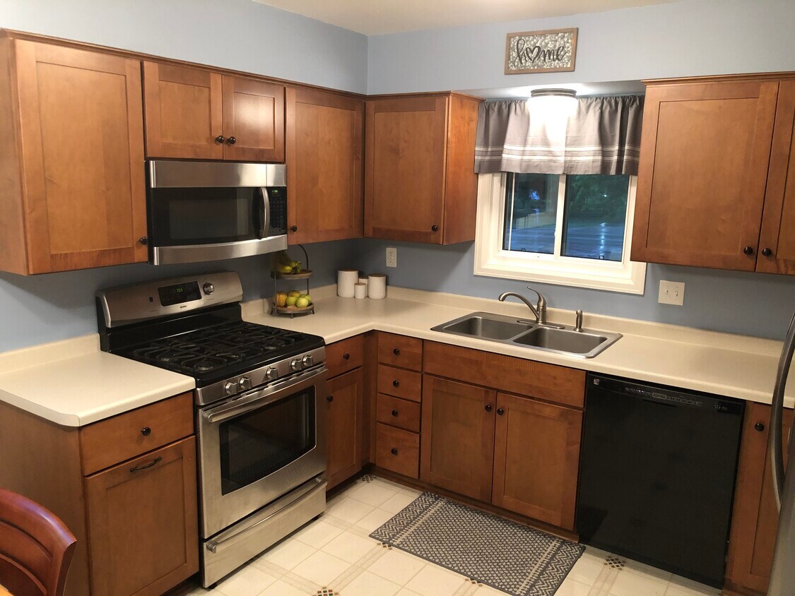 Foto principal - 2652 N 124th St