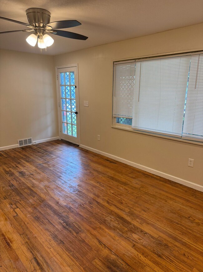 Building Photo - 7035 Quivira Rd