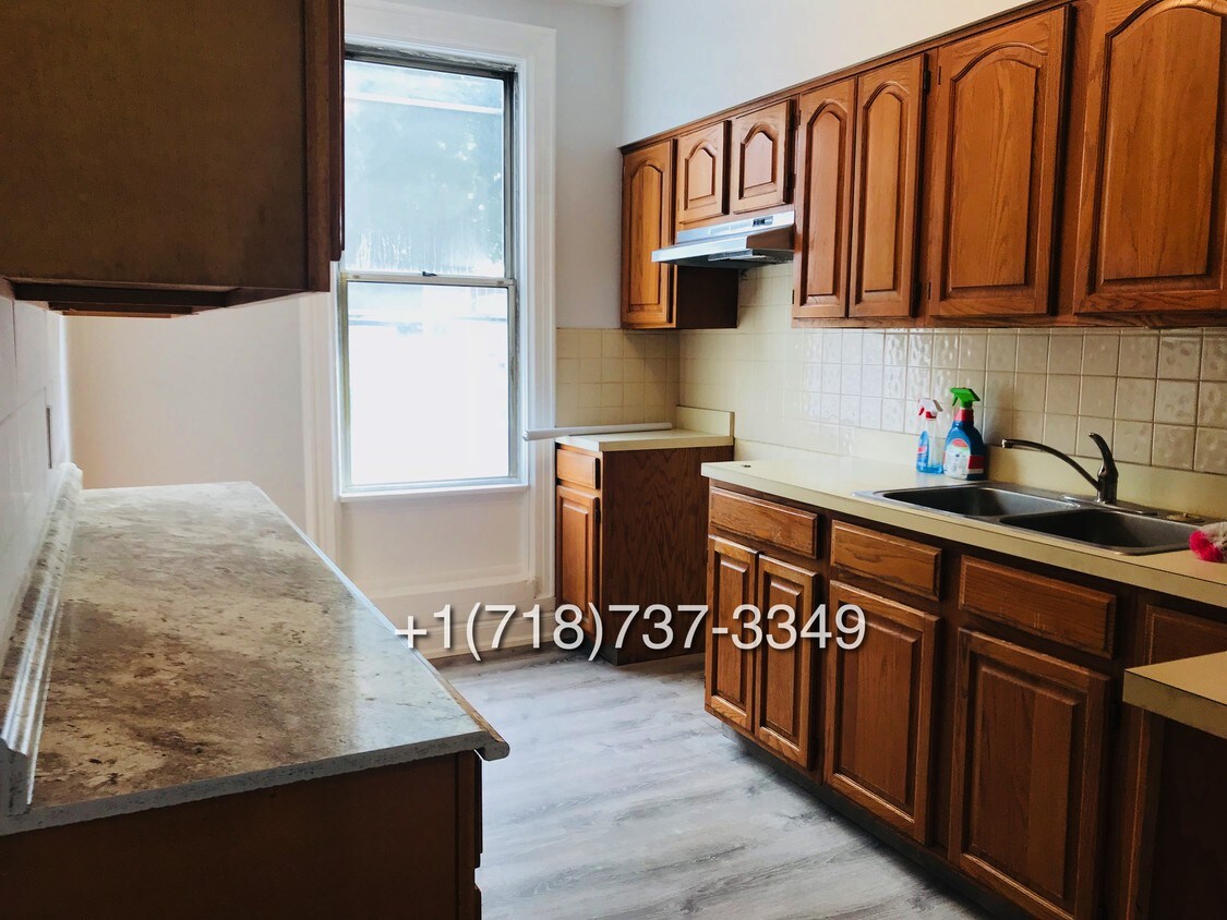 Primary Photo - 4218 Avenue D