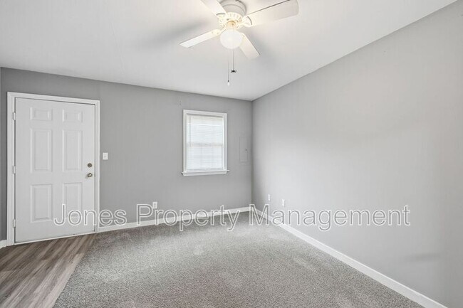 Foto del edificio - 322 N Key St