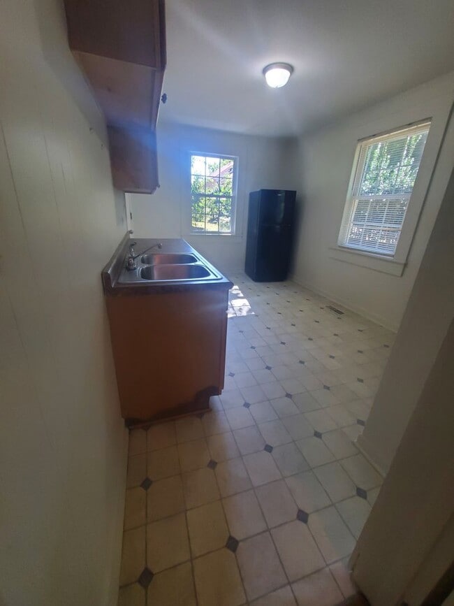 Foto del edificio - 810 Lee St