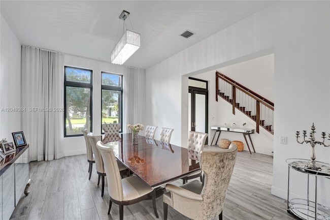 Building Photo - 5742 Brookfield Cir